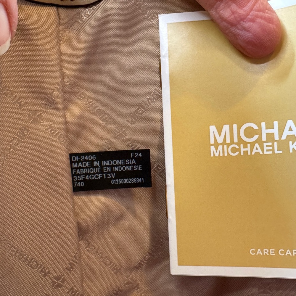 Michael Kors Charlotte Large Pale Gold Tote Bag - Picture 8 of 8